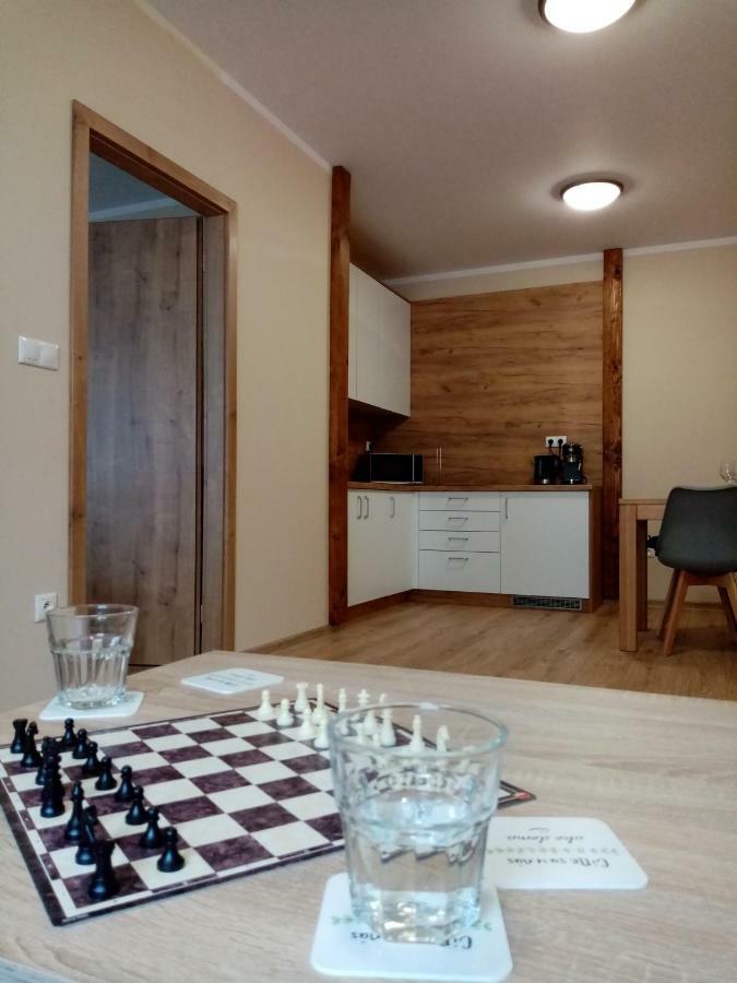 Elejan Apartamento Bešeňová Exterior foto