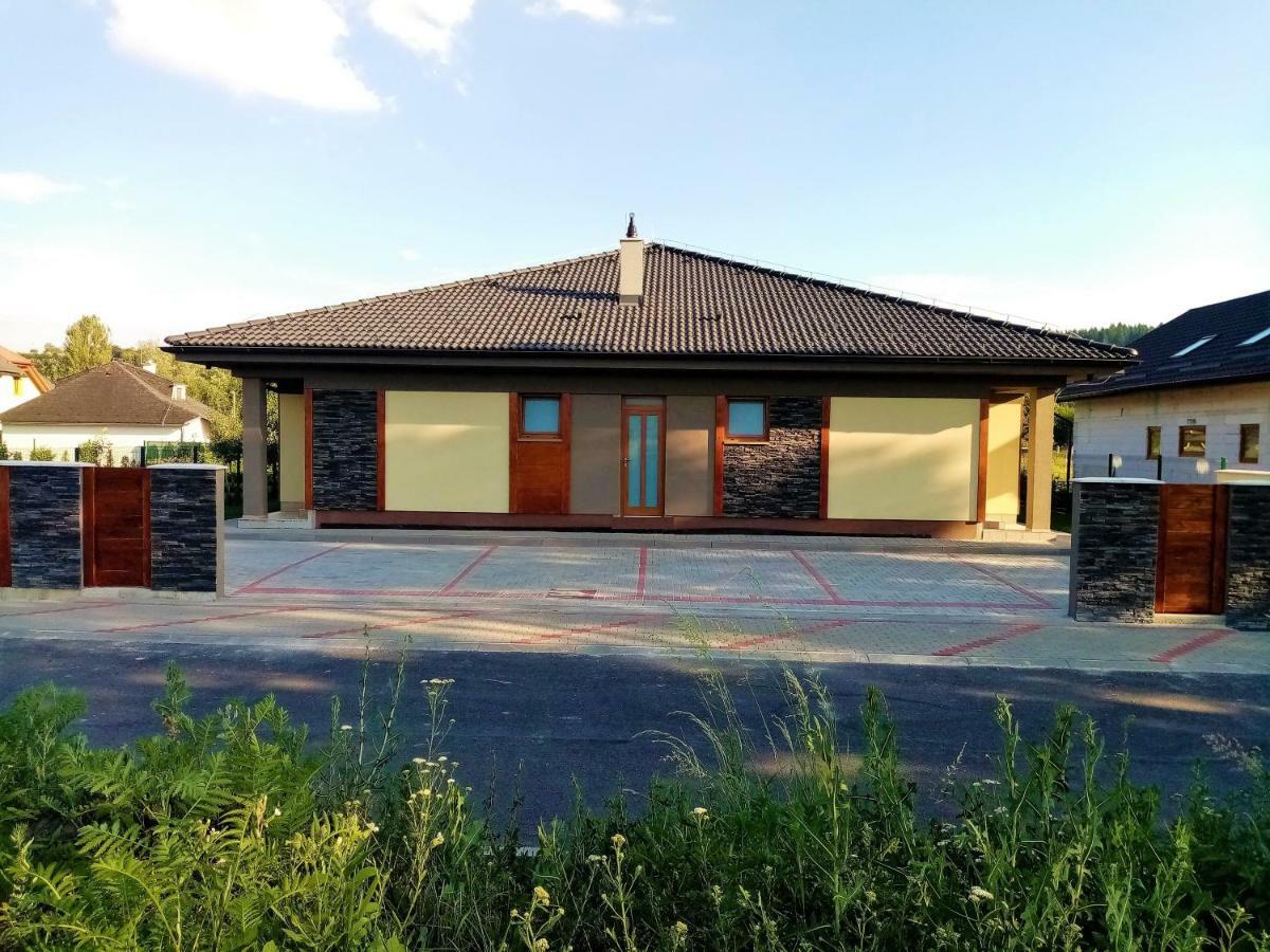 Elejan Apartamento Bešeňová Exterior foto