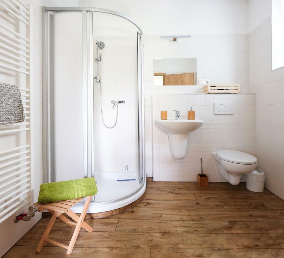 Elejan Apartamento Bešeňová Exterior foto