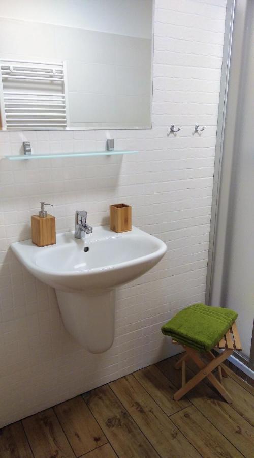 Elejan Apartamento Bešeňová Exterior foto