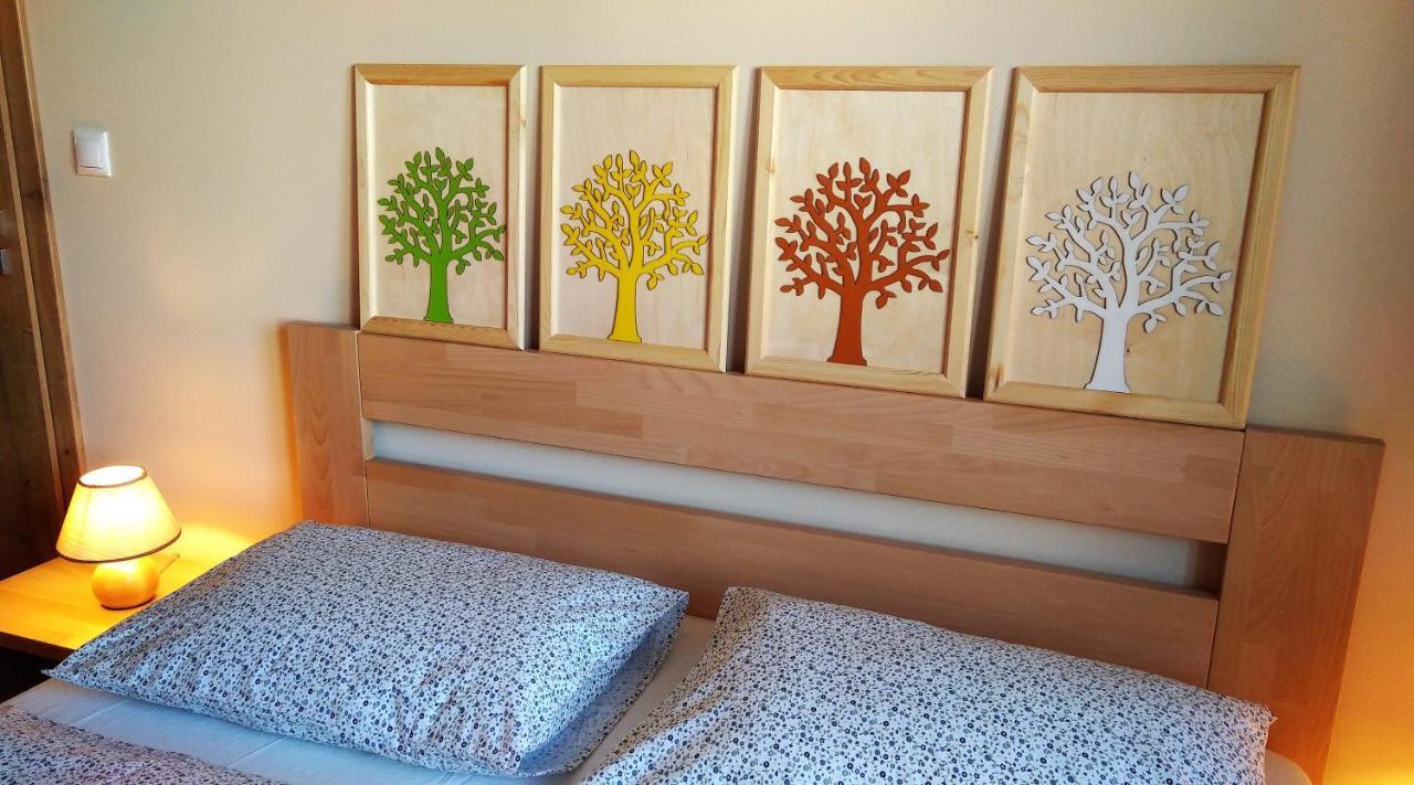 Elejan Apartamento Bešeňová Exterior foto