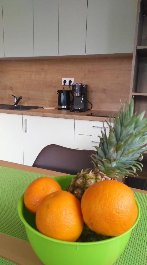 Elejan Apartamento Bešeňová Exterior foto