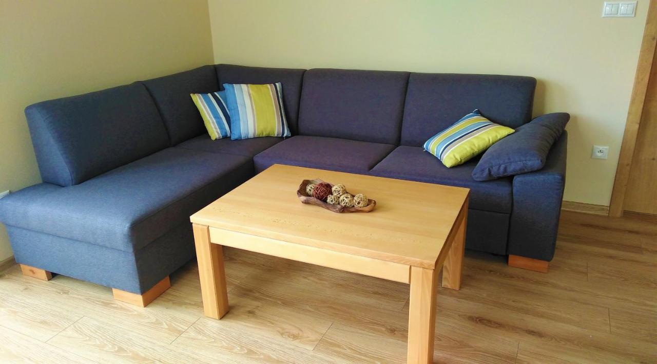 Elejan Apartamento Bešeňová Exterior foto