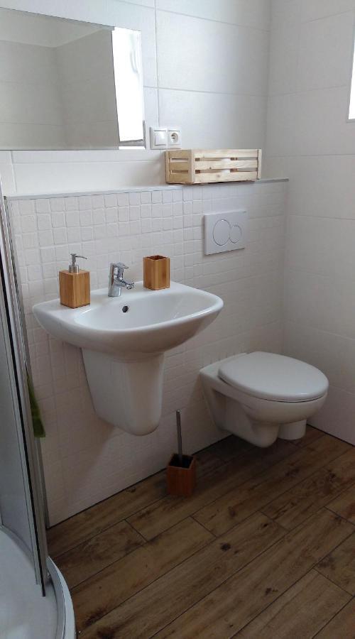Elejan Apartamento Bešeňová Exterior foto