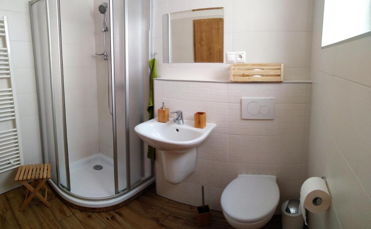 Elejan Apartamento Bešeňová Exterior foto